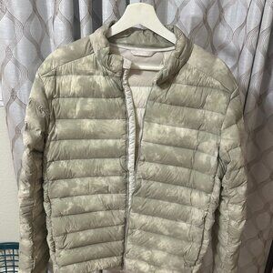MEN'S LULULEMON NAVIGATION DOWN JACKET CAMO SIZE LARGE LG L